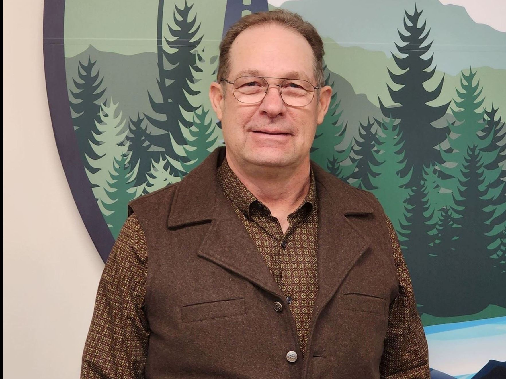 Commissioner Doug Overton